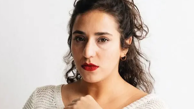 Краткая биография актрисы Джерен Ташчы